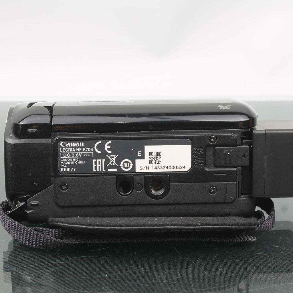 Canon LEGRIA HF R706 Camcorder
