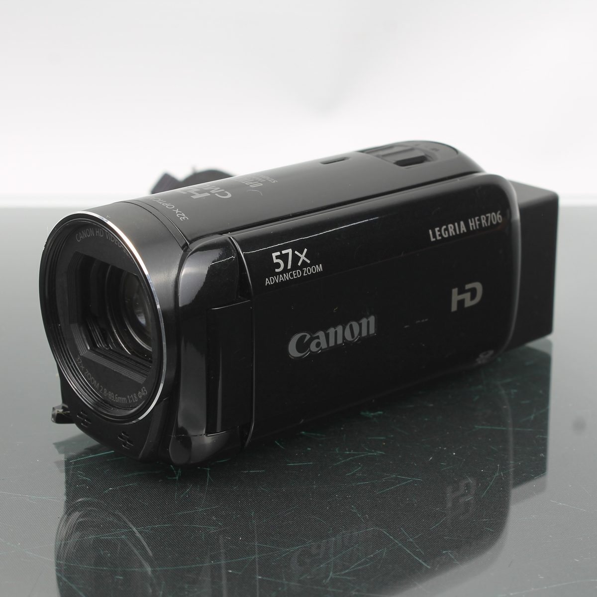 Canon Legria HF R706 Camcorder