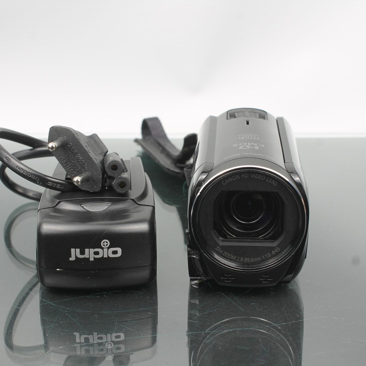 Canon Legria HF R706 Camcorder