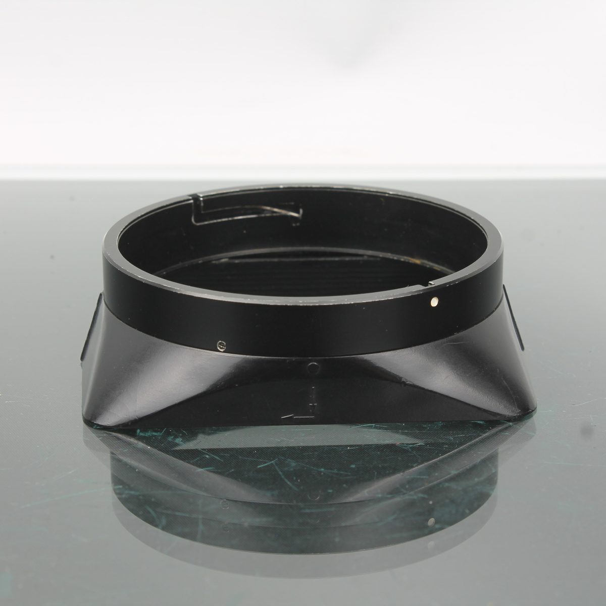 Leitz Wetzlar 12506 R 1:4 21 XIII/XIV 12506 Lens Hood Super-ANGULON-R