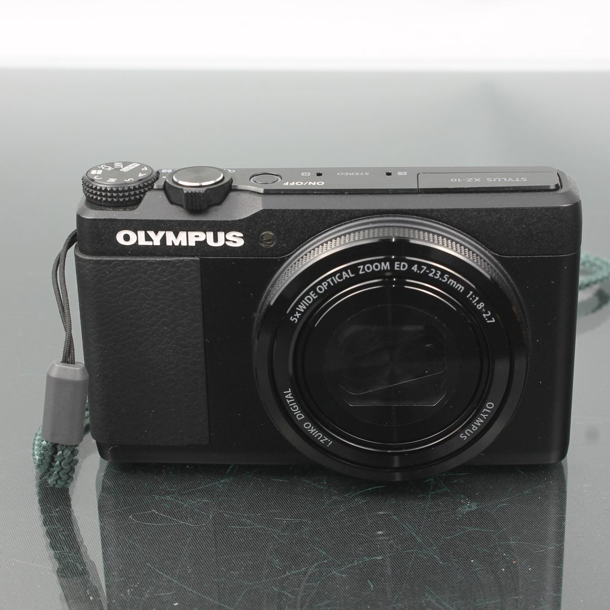 Olympus XZ-10