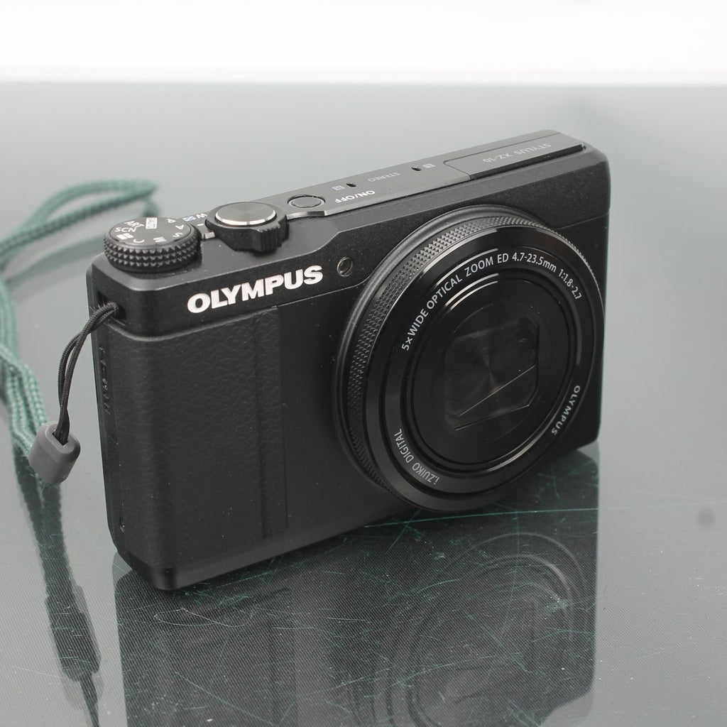 Olympus XZ-10