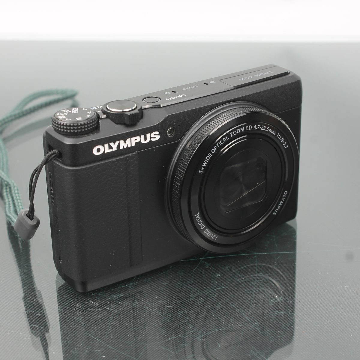 Olympus XZ-10