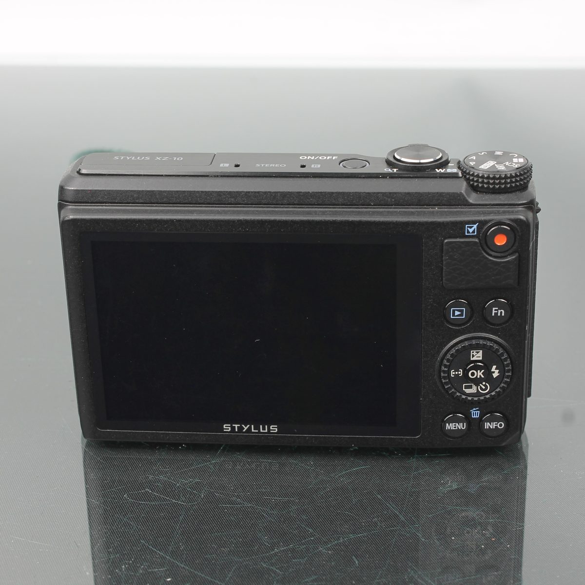 Olympus XZ-10