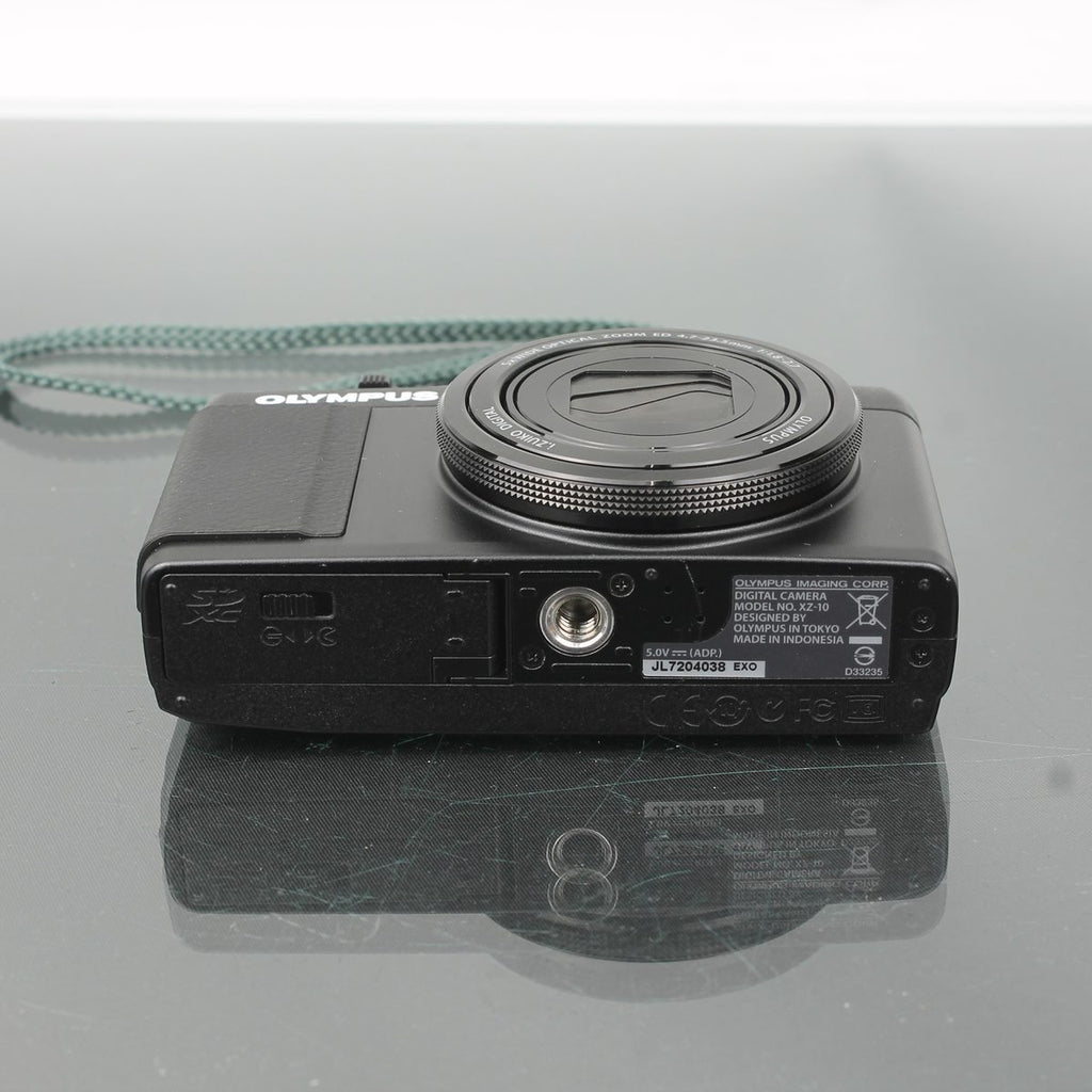 Olympus XZ-10