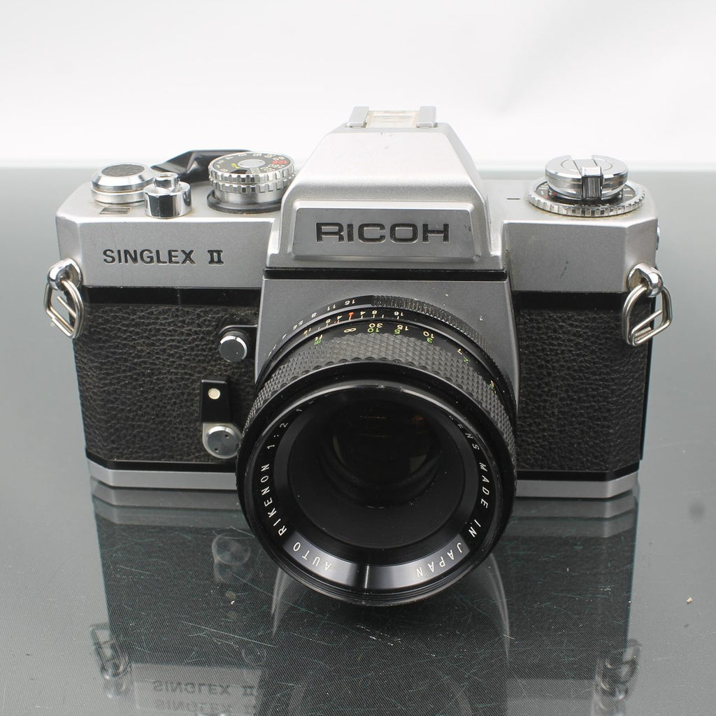 Ricoh Singlex II + Auto Rikenon 1:2 f=50mm