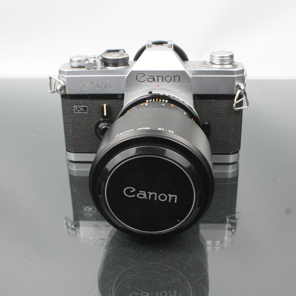 Canon FTb + Canon 135mm 1:3.5