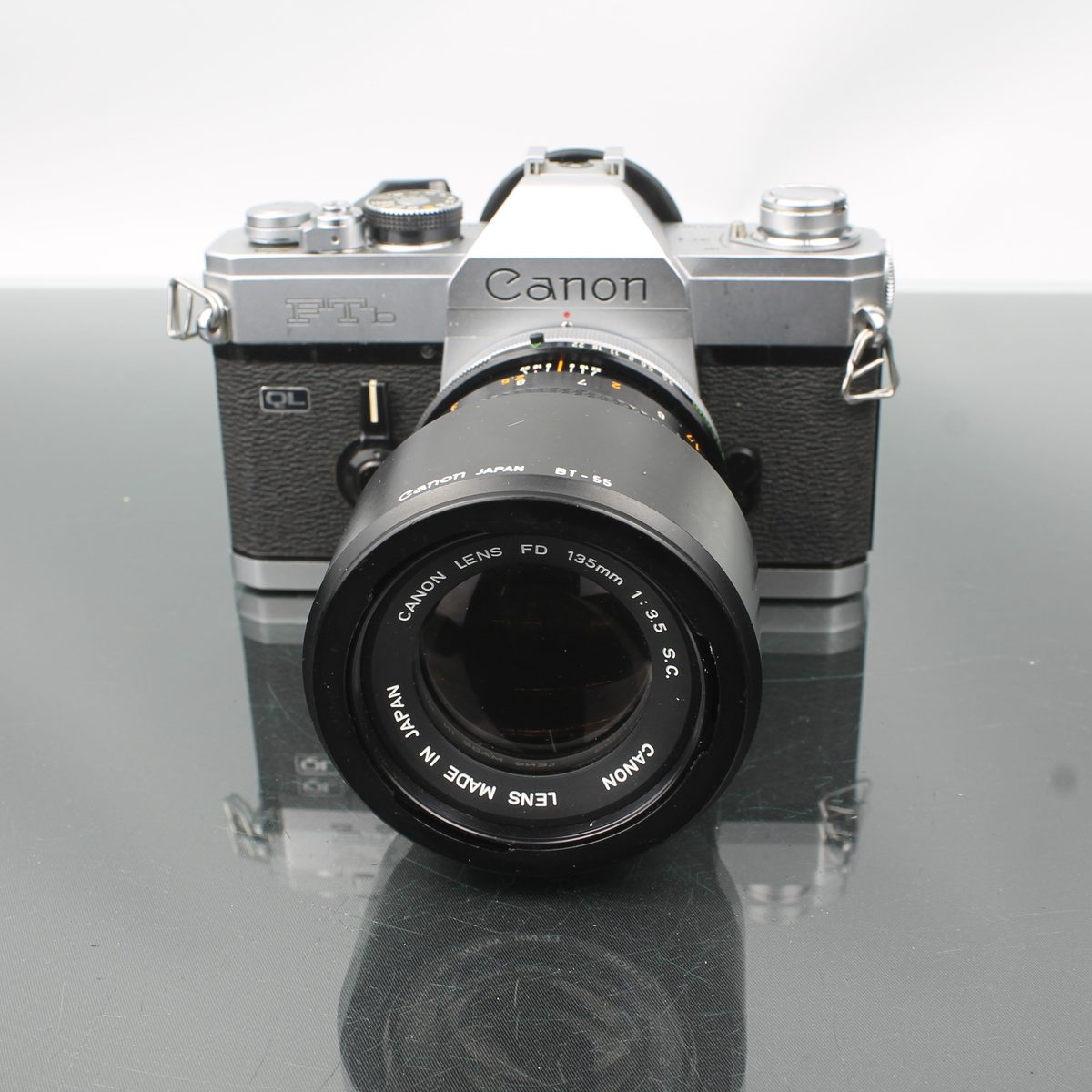 Canon FTb + Canon 135mm 1:3.5