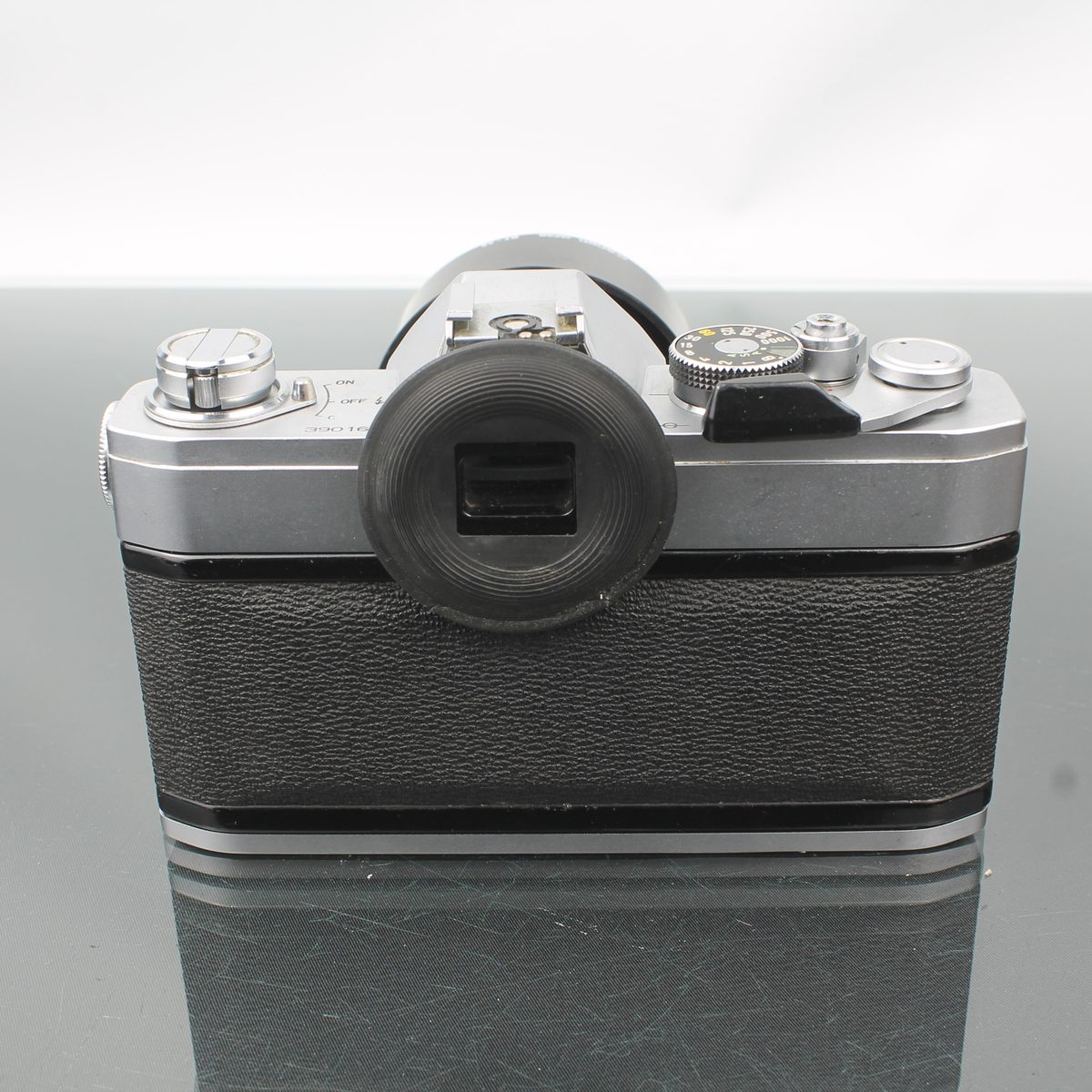 Canon FTb + Canon 135mm 1:3.5