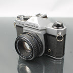 Pentax K1000 + SMC Pentax-M 1:2 50mm