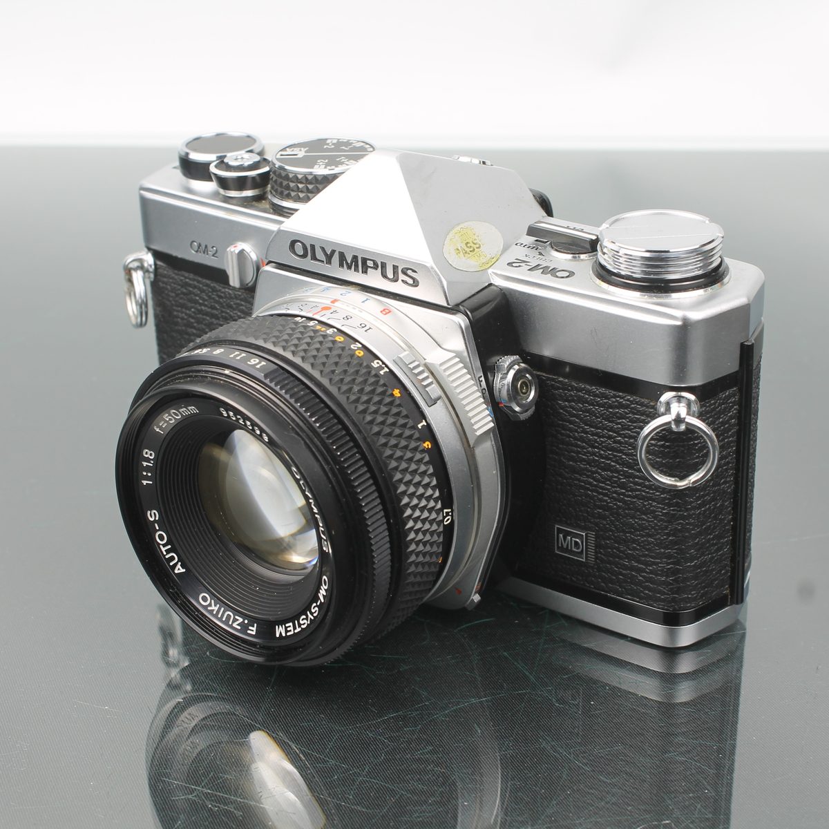 Olympus OM-2 + Olympus OM Auto-S 1:1.8 50mm