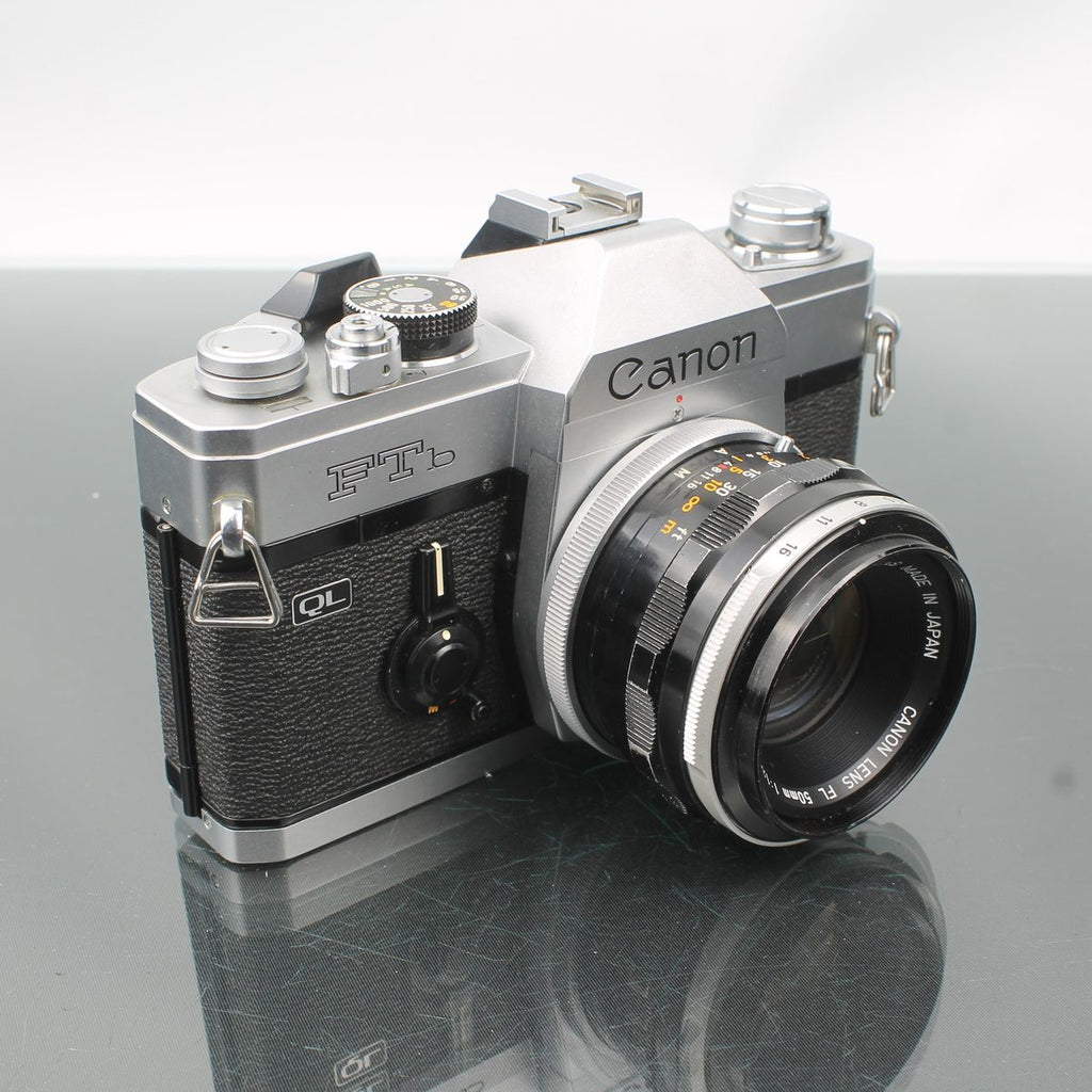 Canon FTb + Canon 50mm 1:1.8