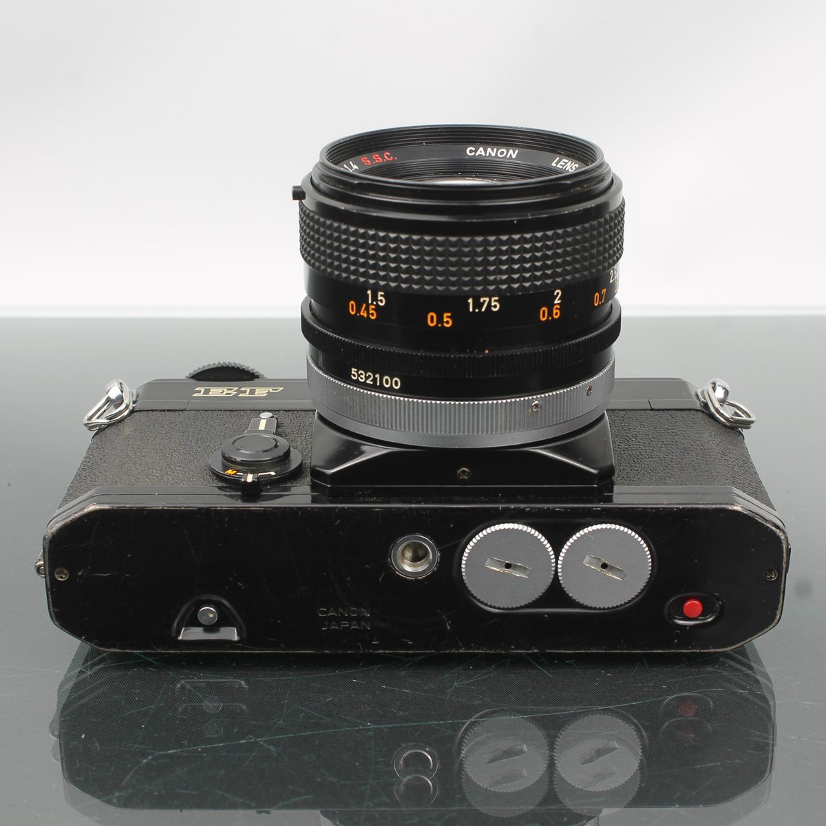 Canon EF + Canon FD 50mm 1:1.4
