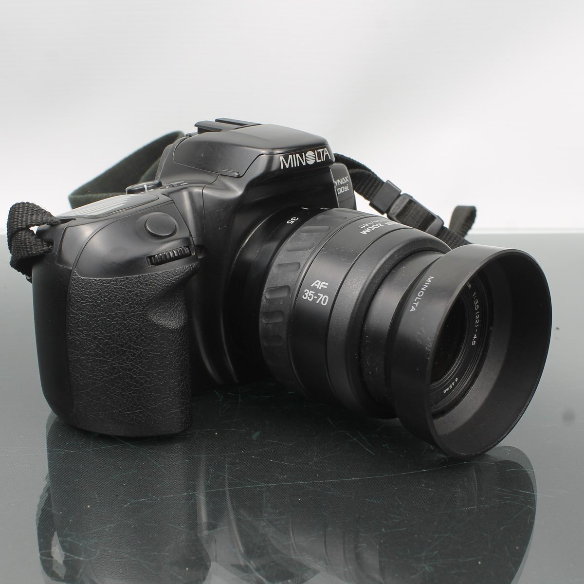 Minolta Dynax 500si + Minolta AF Zoom 35-70mm 1:3.5-4.5