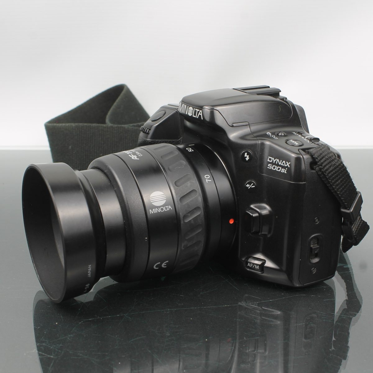 Minolta Dynax 500si + Minolta AF Zoom 35-70mm 1:3.5-4.5