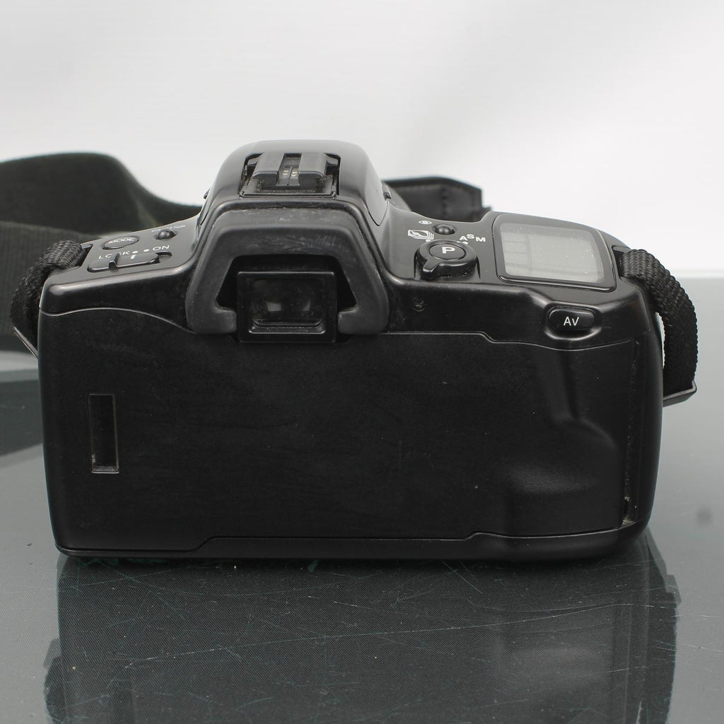 Minolta Dynax 500si + Minolta AF Zoom 35-70mm 1:3.5-4.5