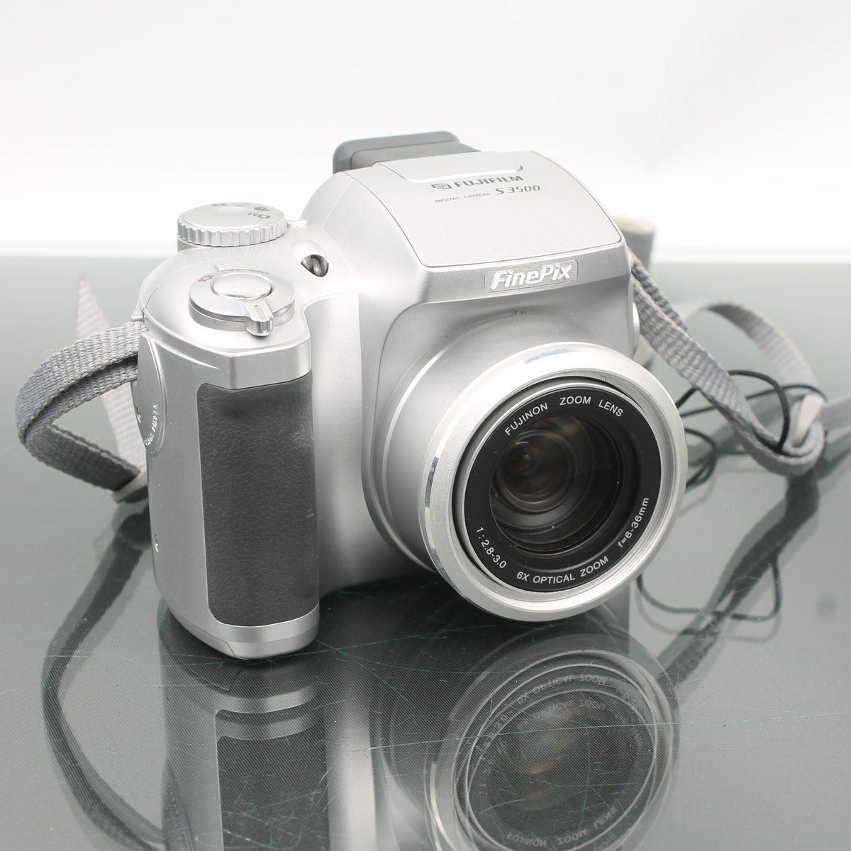 Fujifilm FinePix S3500