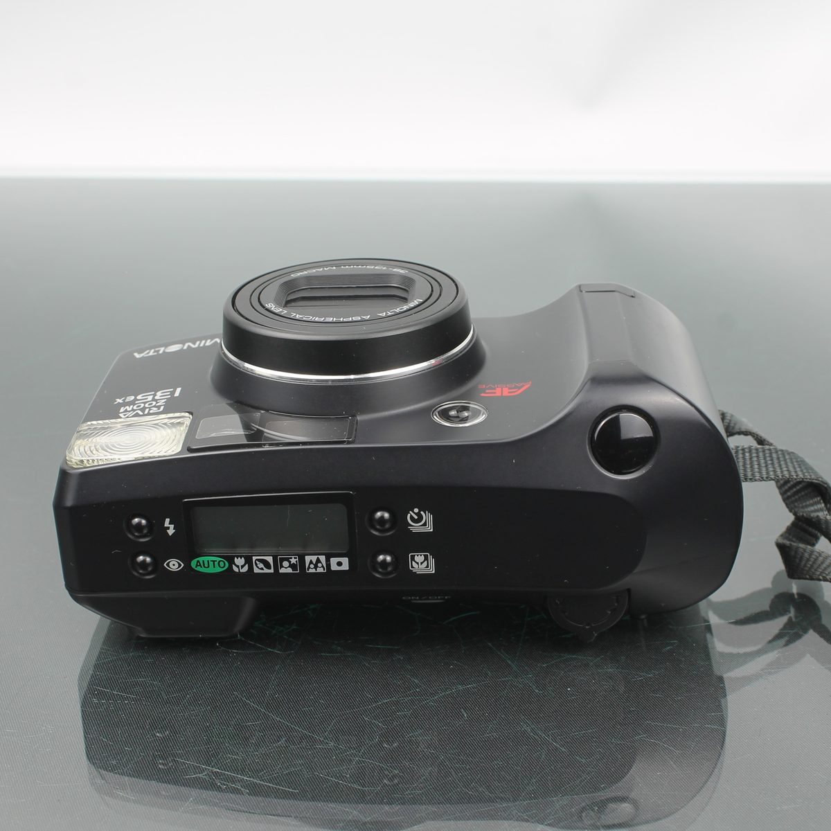 Minolta Riva Zoom 135EX