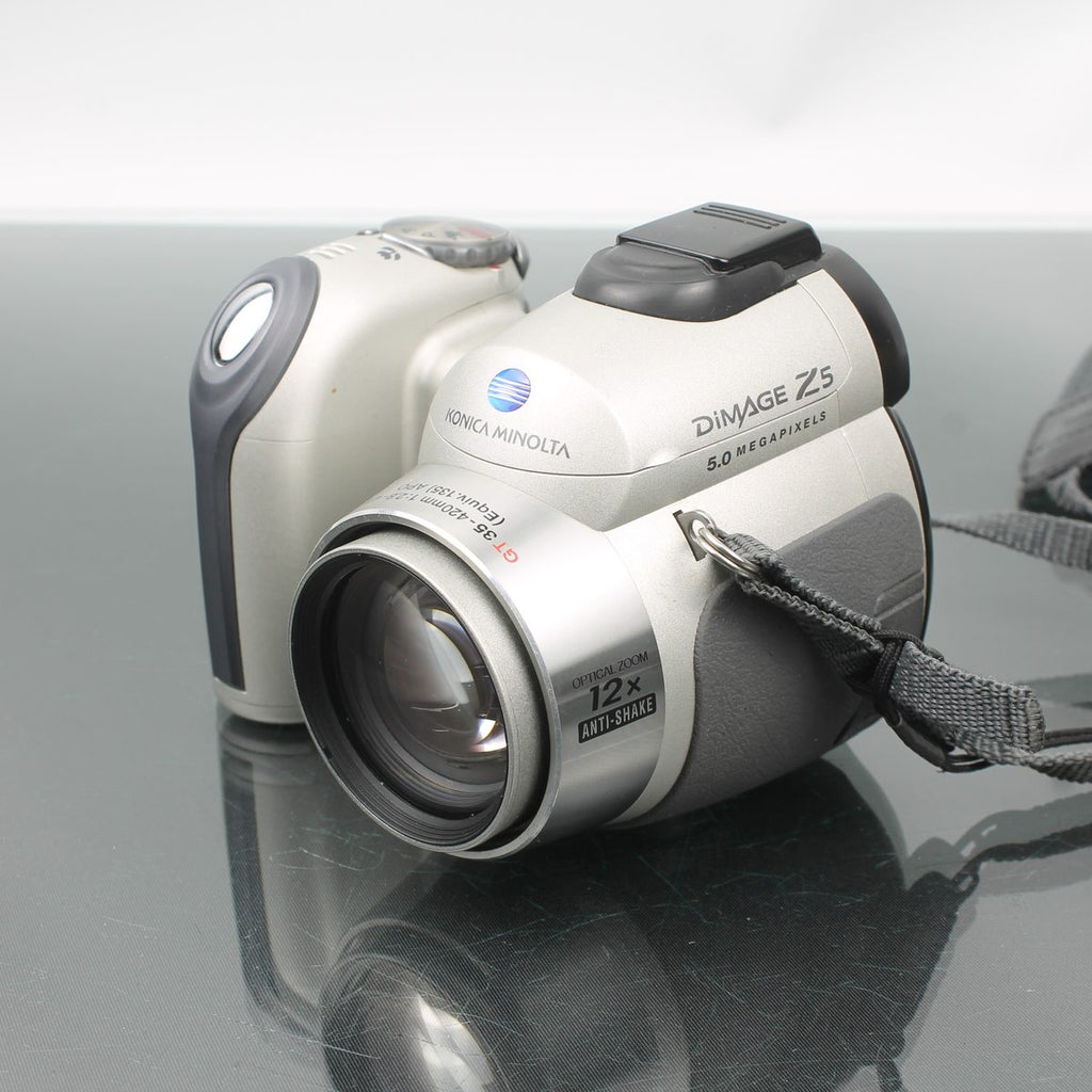 Konica Minolta DiMAGE Z5