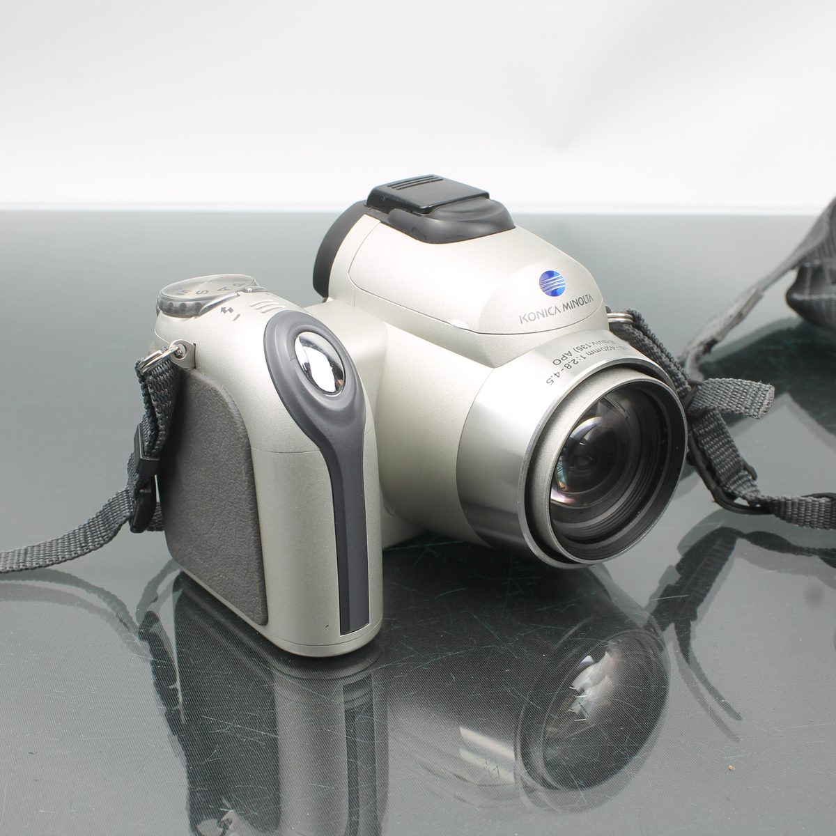 Konica Minolta DiMAGE Z5