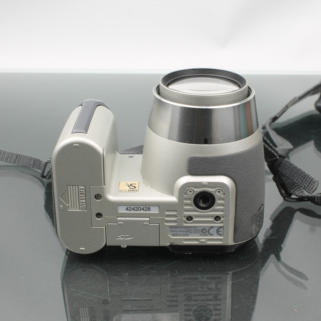 Konica Minolta DiMAGE Z5