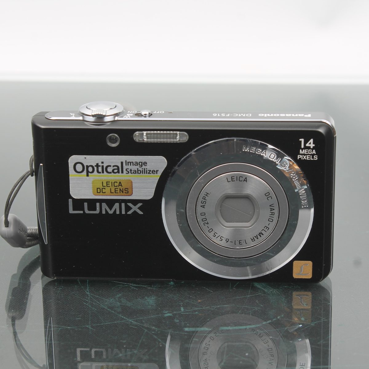Panasonic Lumix DMC-FS16