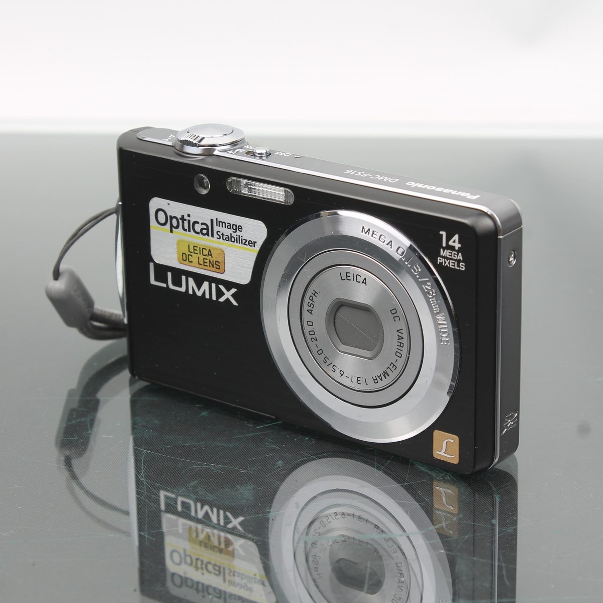 Panasonic Lumix DMC-FS16