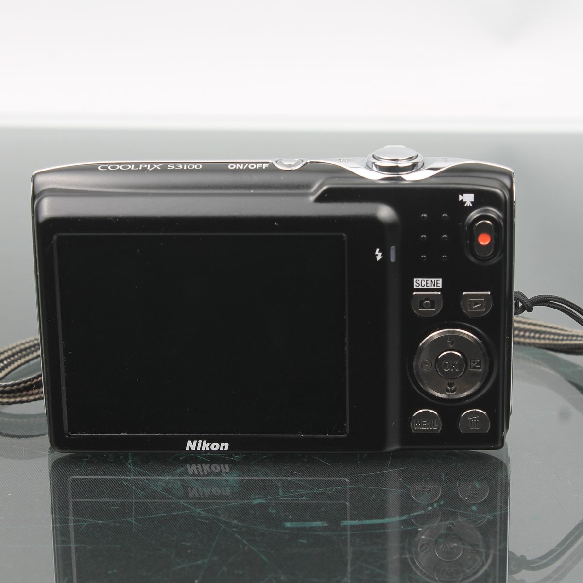 Nikon Coolpix S3100