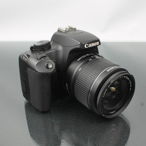 Canon EOS 1000D + Canon Zoom EF-S 18-55mm 1:3.5-5.6