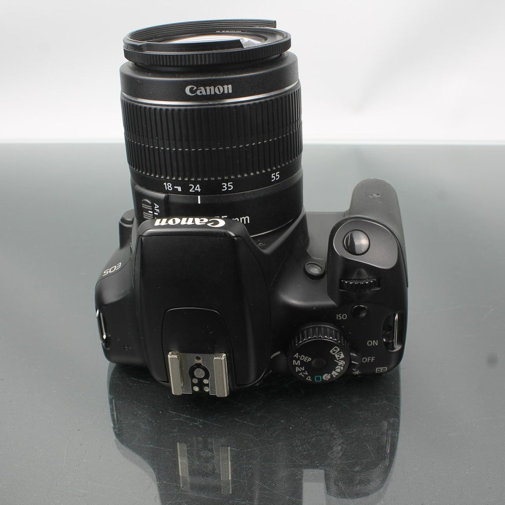 Canon EOS 1000D + Canon Zoom EF-S 18-55mm 1:3.5-5.6