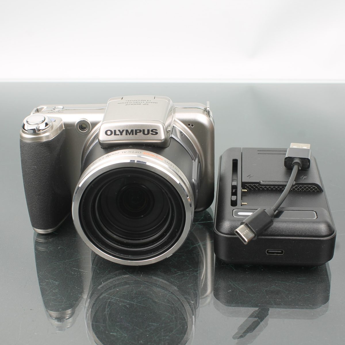 Olympus SP-800UZ