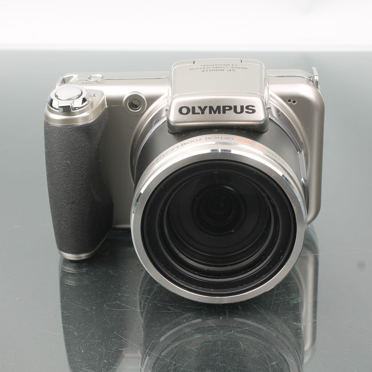 Olympus SP-800UZ