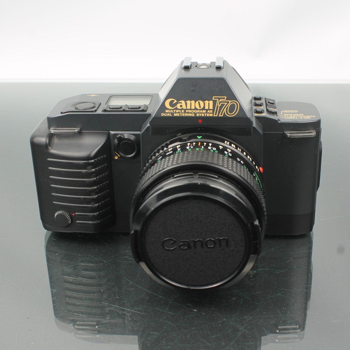 Canon T70 + Canon FD 28mm 2.8