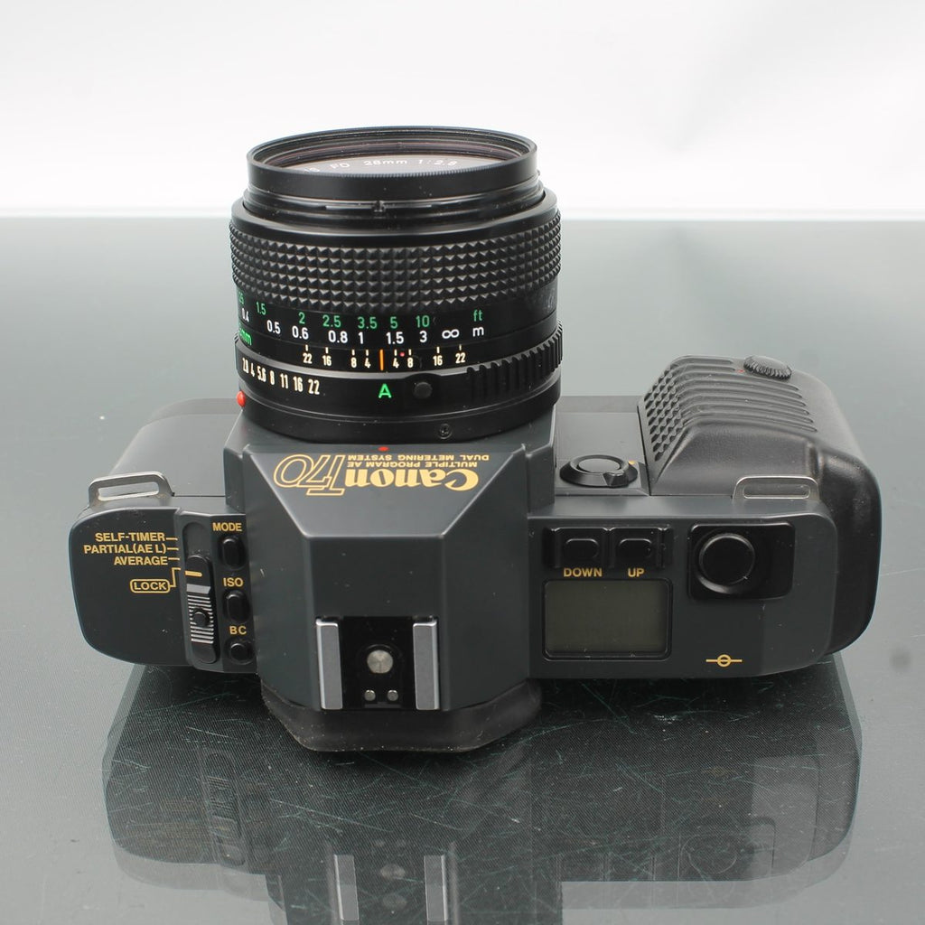 Canon T70 + Canon FD 28mm 2.8