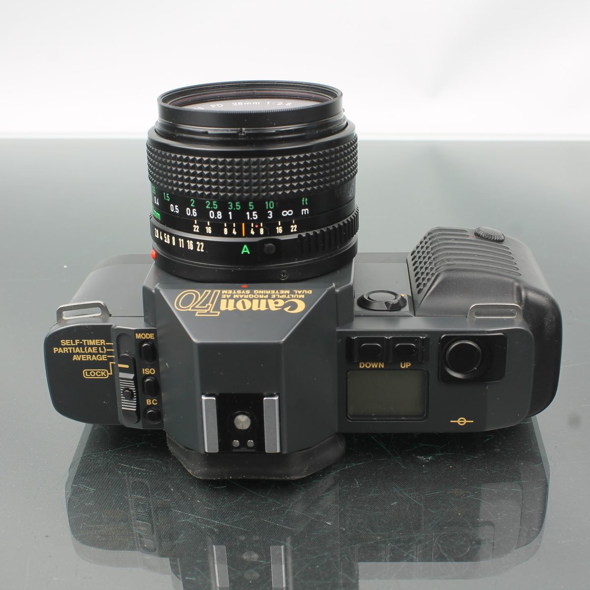 Canon T70 + Canon FD 28mm 2.8