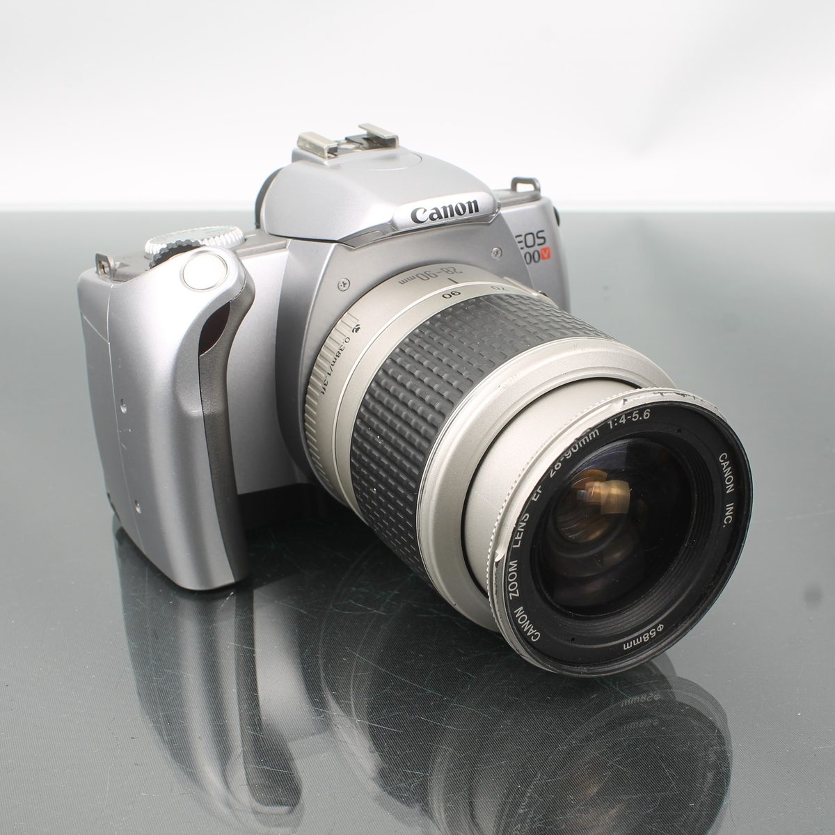 Canon EOS 300V + Canon Zoom Lens EF 28-90mm 1:4-5.6