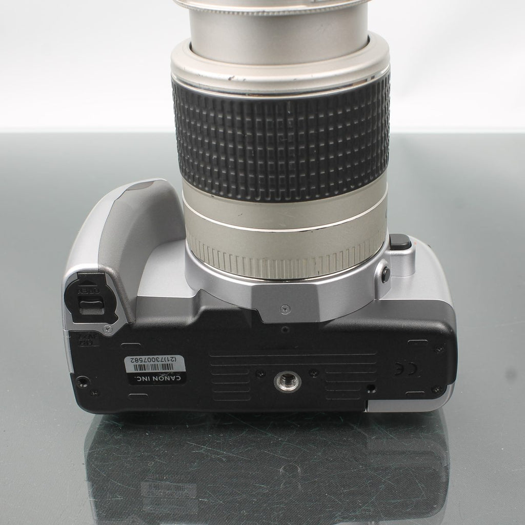 Canon EOS 300V + Canon Zoom Lens EF 28-90mm 1:4-5.6