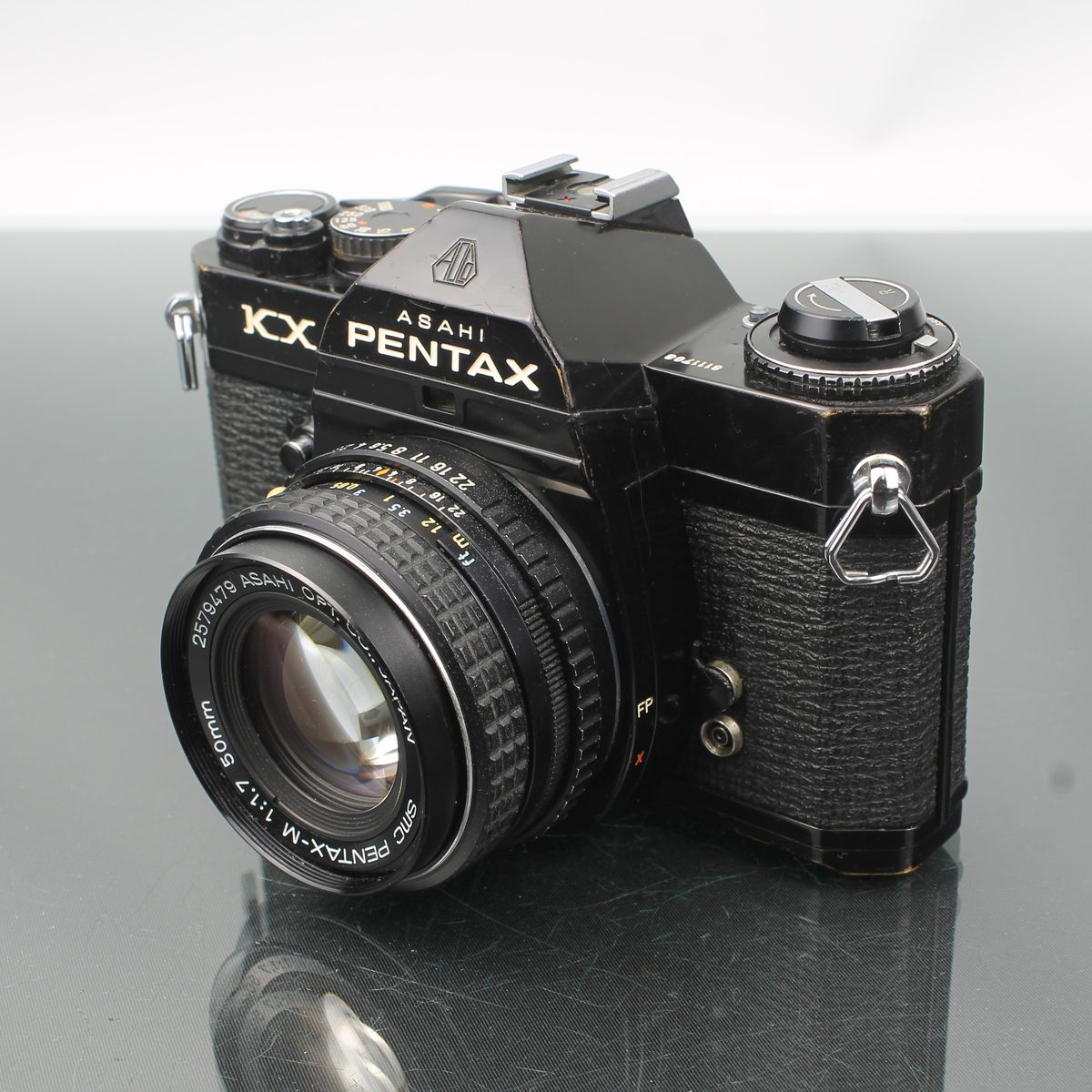 Asahi Pentax KX + SMC Pentax-M 50mm f/1.7