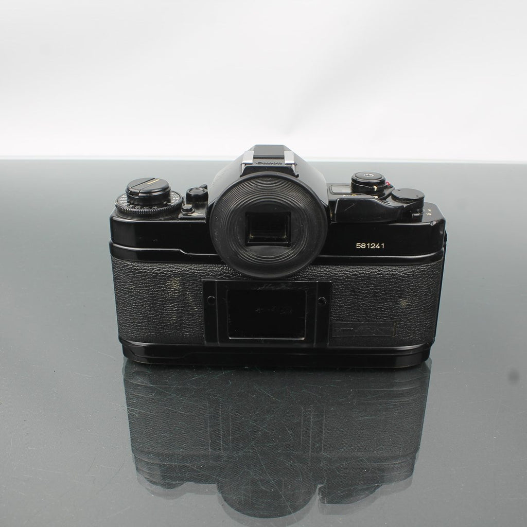 Canon A-1 + Canon Lens FD 50mm 1:1.8 S.C.