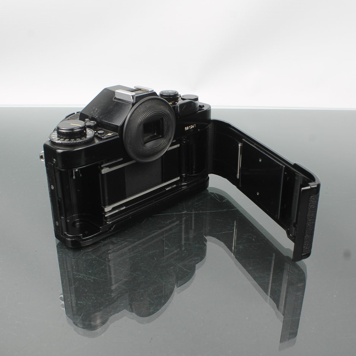 Canon A-1 + Canon Lens FD 50mm 1:1.8 S.C.