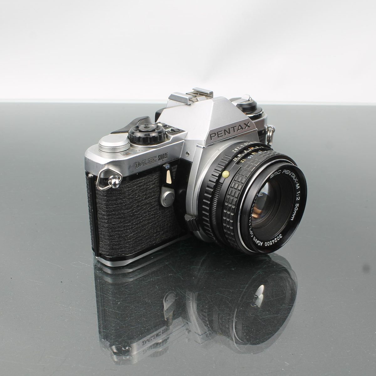 Pentax ME Super + SMC Pentax-M 1:2 50mm