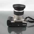 Minolta Dynax 5 + Minolta AF Zoom 28-80mm 1:3.5 (22)-5.6 D