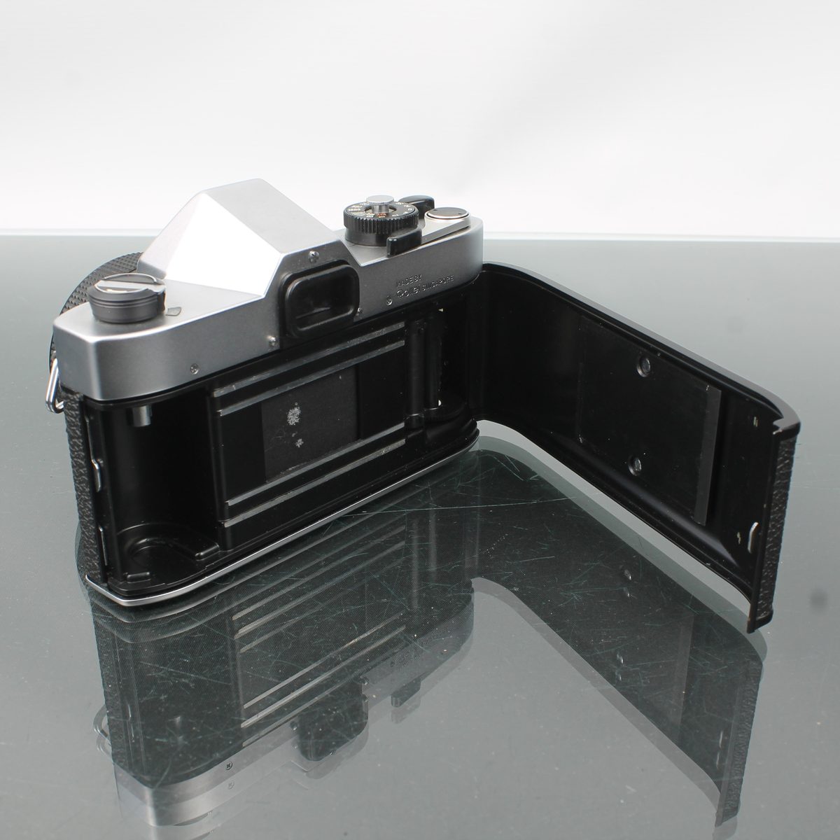 Rolleiflex SL35 + Planar 1.8/50