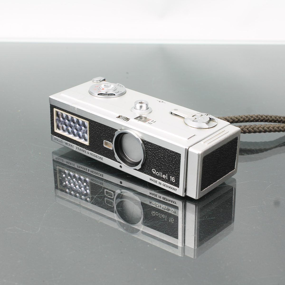 Rollei 16