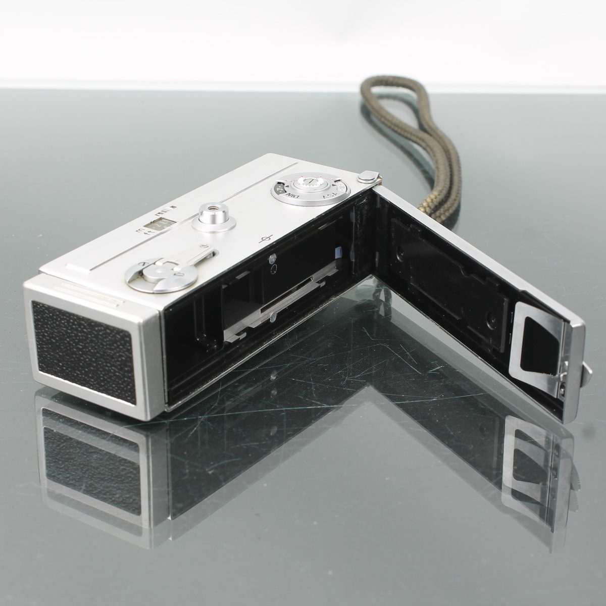 Rollei 16