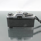 Olympus OM-10 + Olympus OM-System Zuiko MC Auto-S 1:1.8 f=50mm