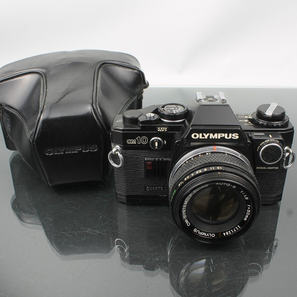 Olympus OM-10 + Zuiko Auto-S 50mm f/1.8