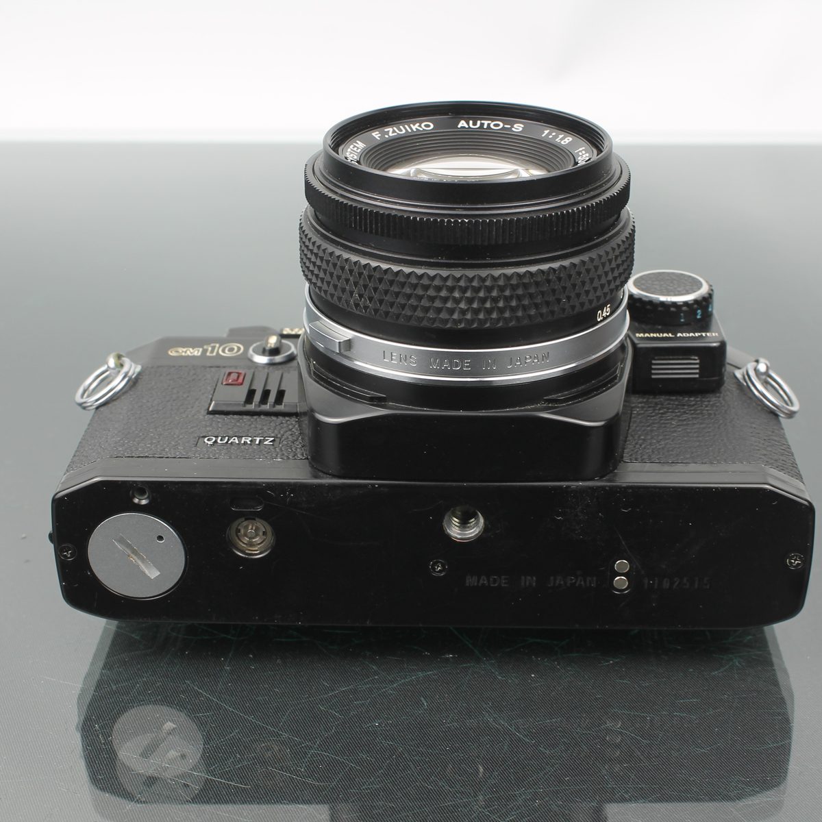 Olympus OM-10 + Zuiko Auto-S 50mm f/1.8
