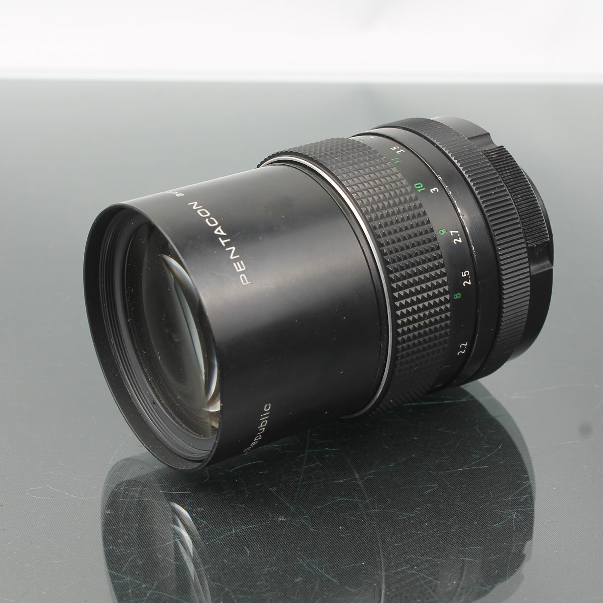 Pentacon Auto 2.8/135 MC