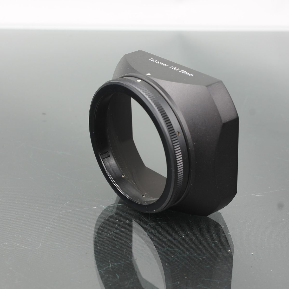 Asahi Pentax Takumar 1:3.5 28mm Lens hood